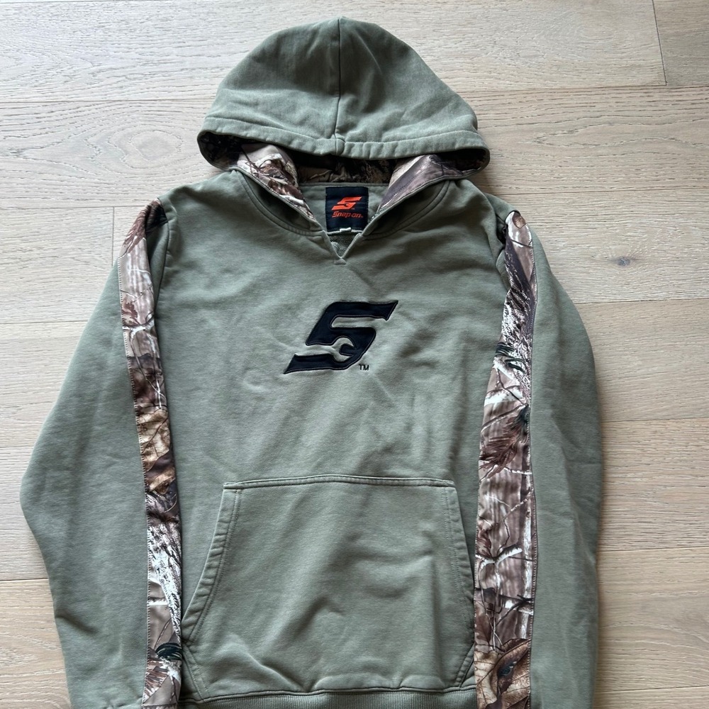 Snap-on Tools Hoodie Mens Medium Olive Green Realtree Camo Pullover Wrench Logo